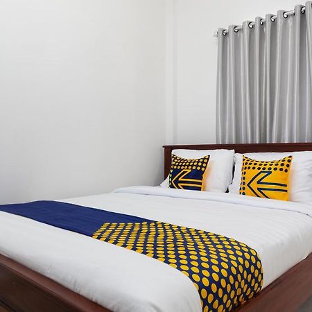 SPOT ON 2063 Bethania Residence Kupang (East Nusa Tenggara) Exterior foto