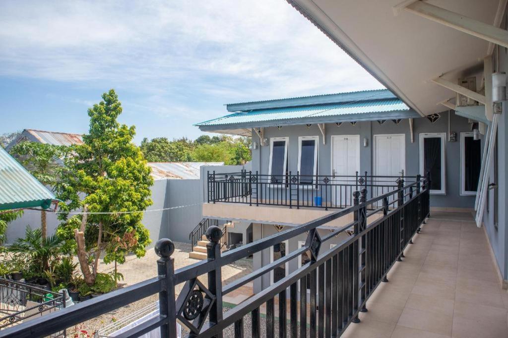 SPOT ON 2063 Bethania Residence Kupang (East Nusa Tenggara) Exterior foto