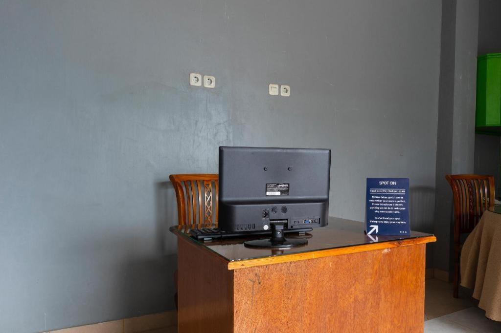 SPOT ON 2063 Bethania Residence Kupang (East Nusa Tenggara) Exterior foto