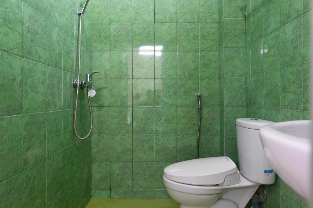SPOT ON 2063 Bethania Residence Kupang (East Nusa Tenggara) Exterior foto