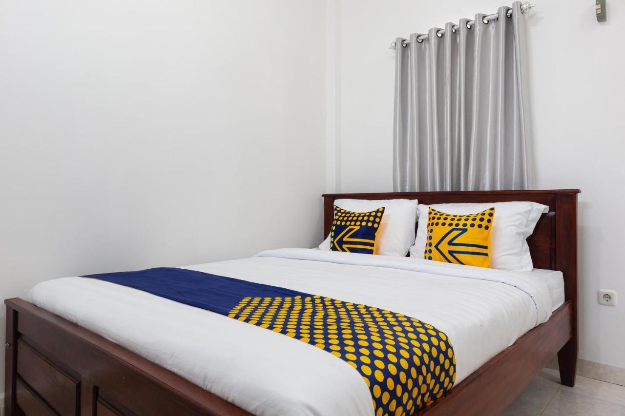 SPOT ON 2063 Bethania Residence Kupang (East Nusa Tenggara) Exterior foto